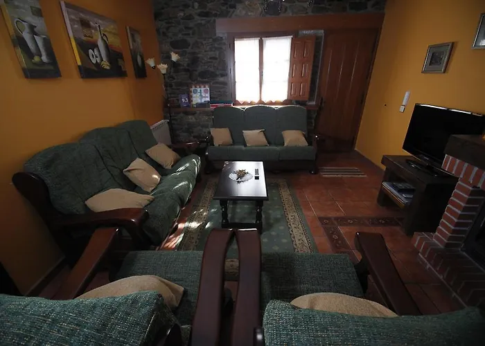 Guest house Casa Xuaquin 3*